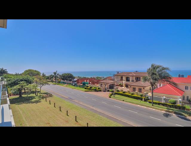 2 BEDROOM APARTMENT FOR SALE IN UMHLANGA RIDGE